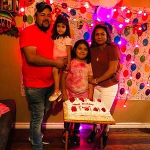 Meet your Posher, Juarez